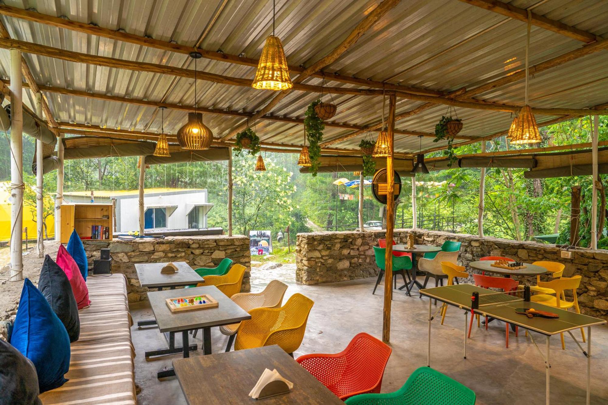 Whoopers Boutique Resort Jibhi エクステリア 写真