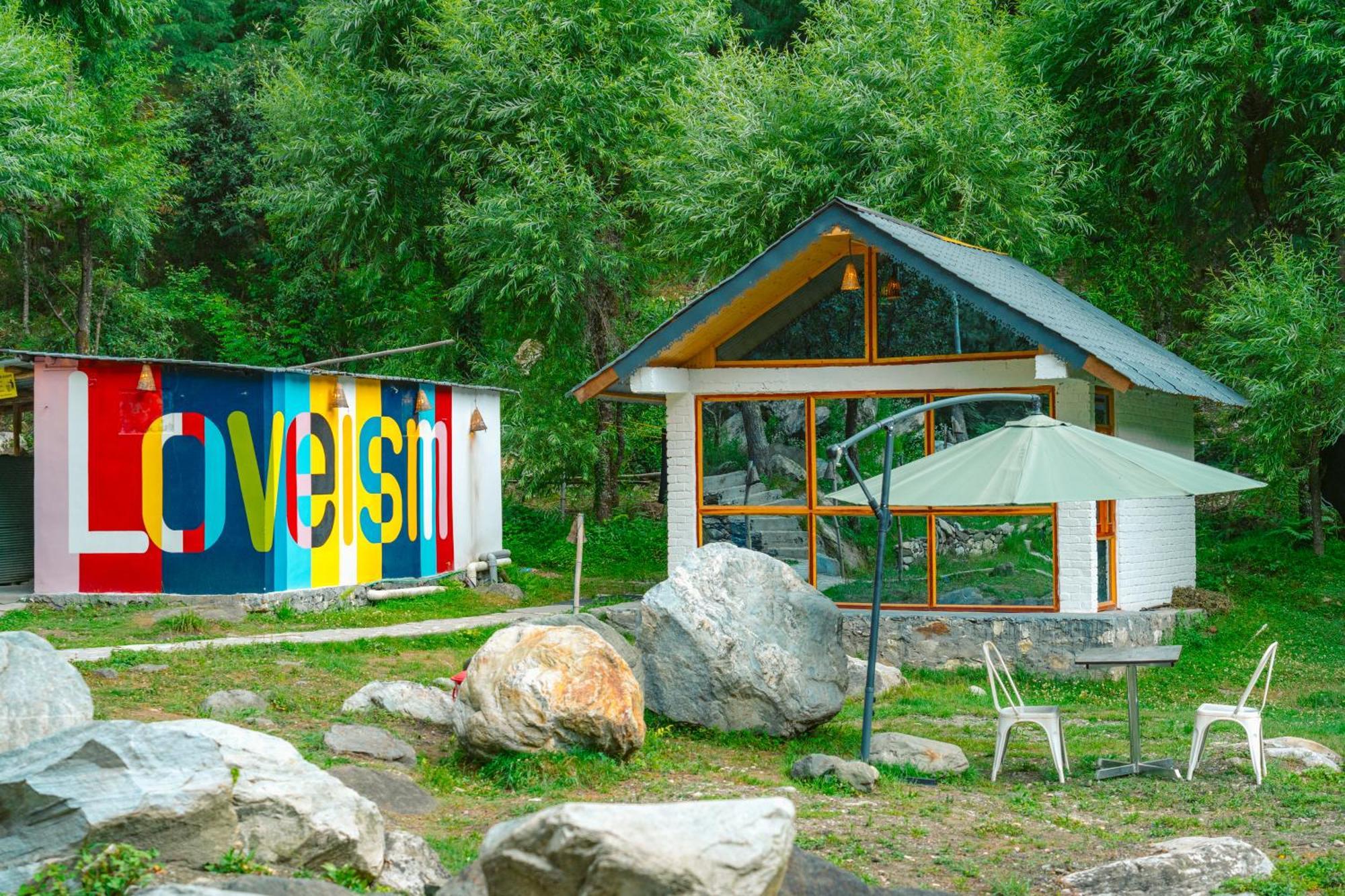 Whoopers Boutique Resort Jibhi エクステリア 写真