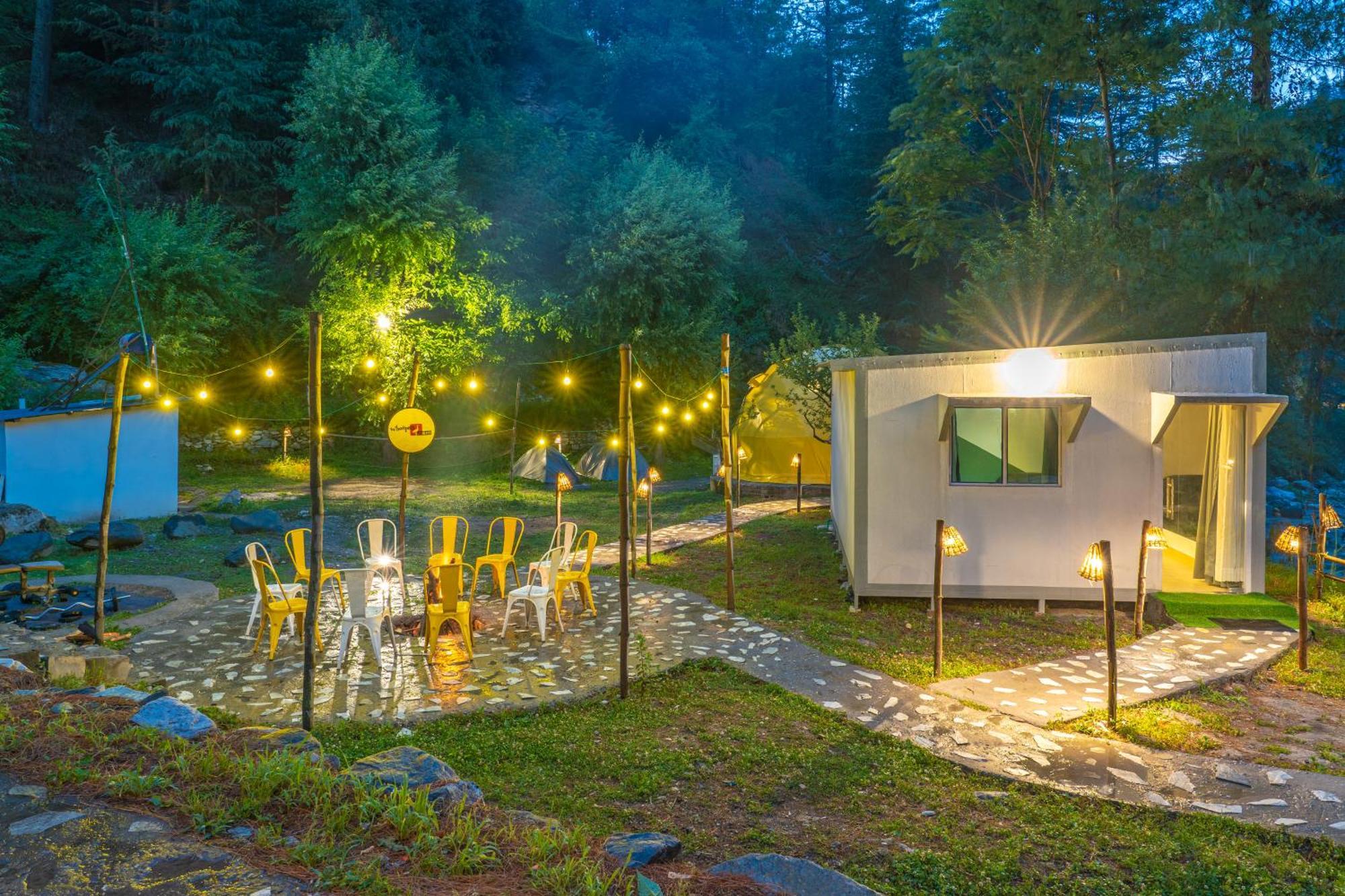 Whoopers Boutique Resort Jibhi エクステリア 写真