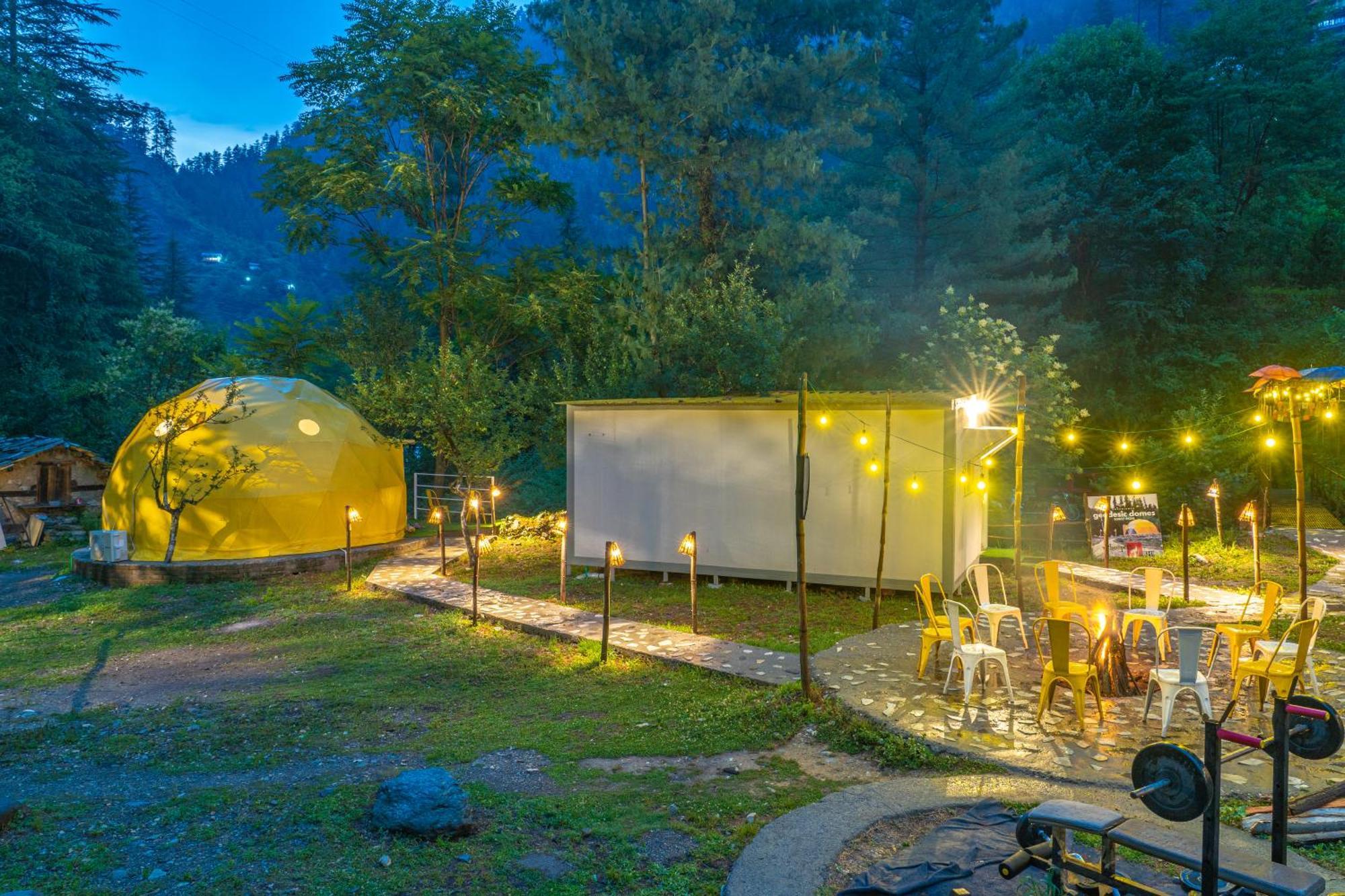 Whoopers Boutique Resort Jibhi エクステリア 写真