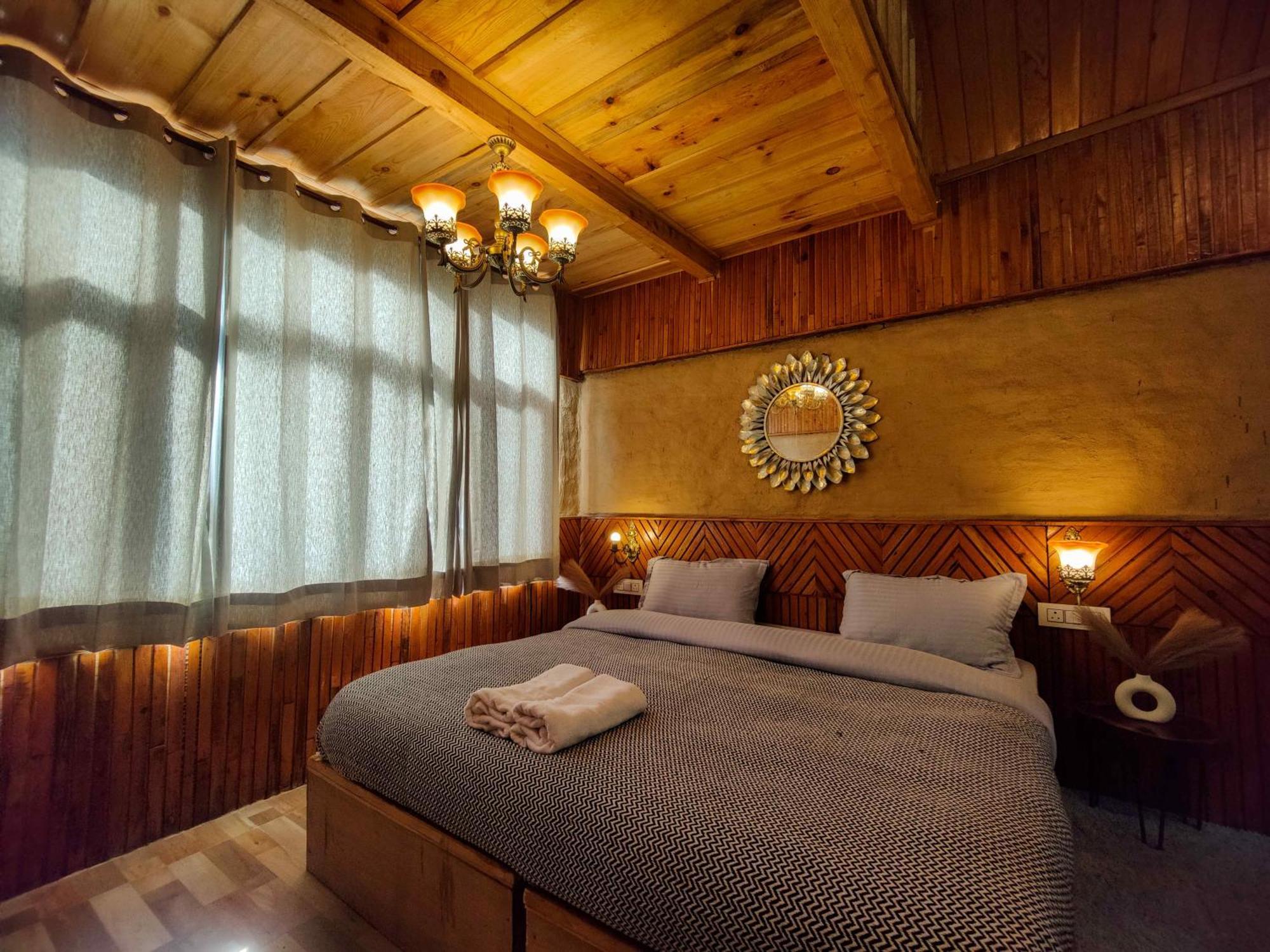Whoopers Boutique Resort Jibhi エクステリア 写真