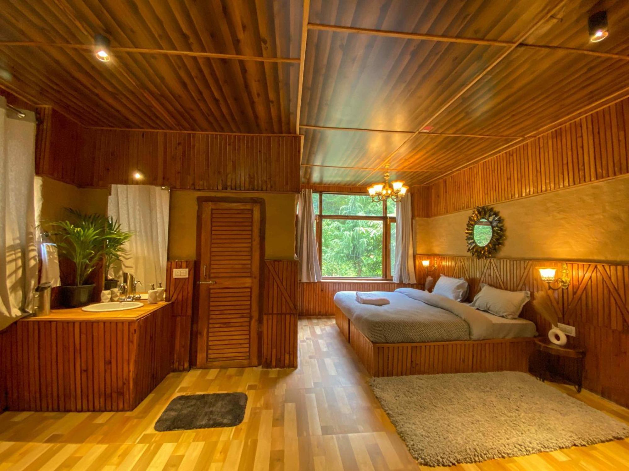 Whoopers Boutique Resort Jibhi エクステリア 写真