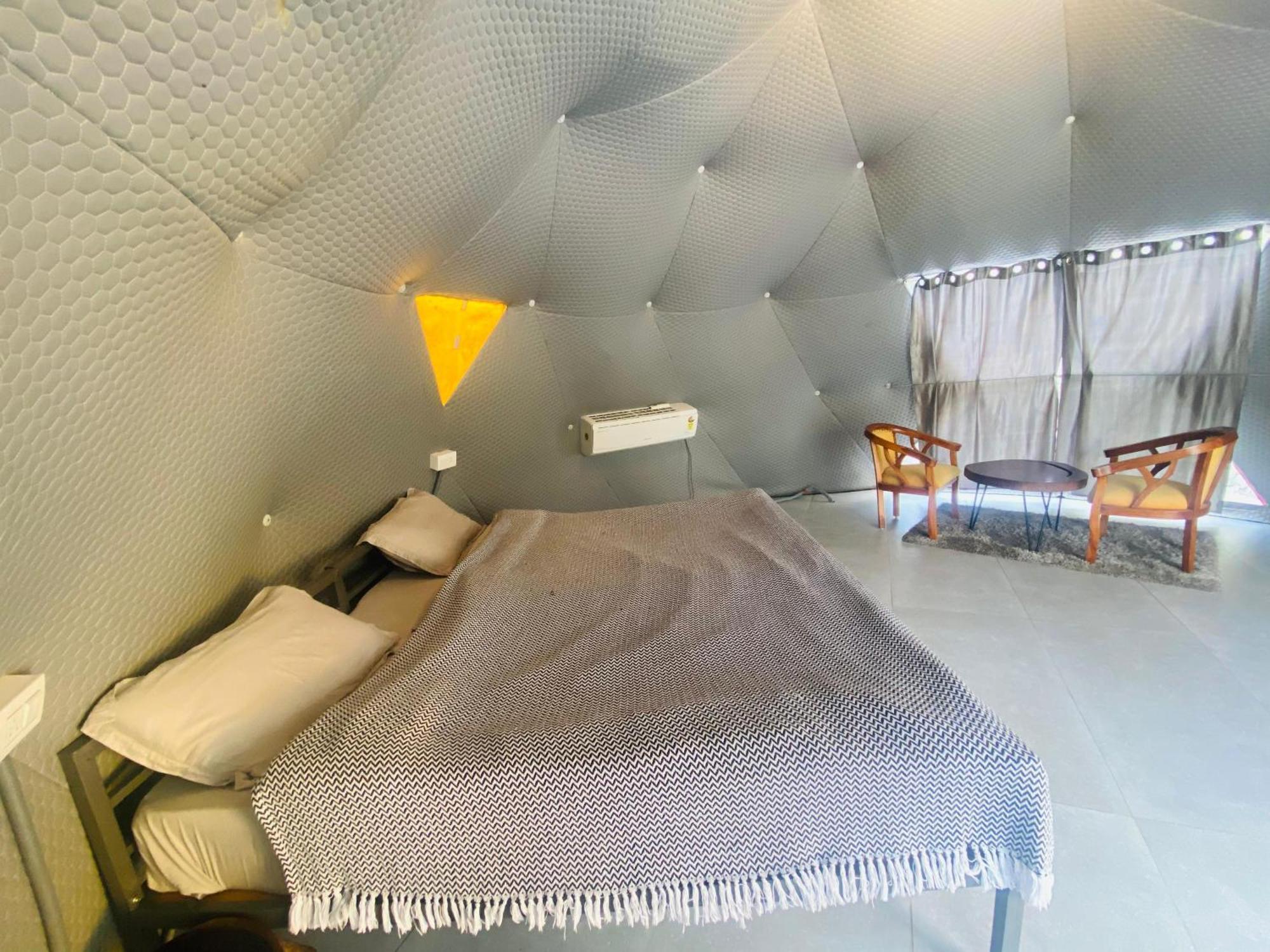 Whoopers Boutique Resort Jibhi エクステリア 写真